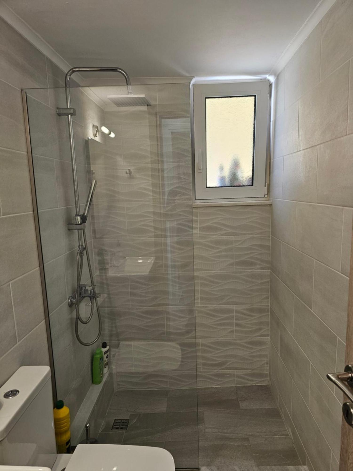 Cosy Apartment In The Heart Of The City Каламата Экстерьер фото
